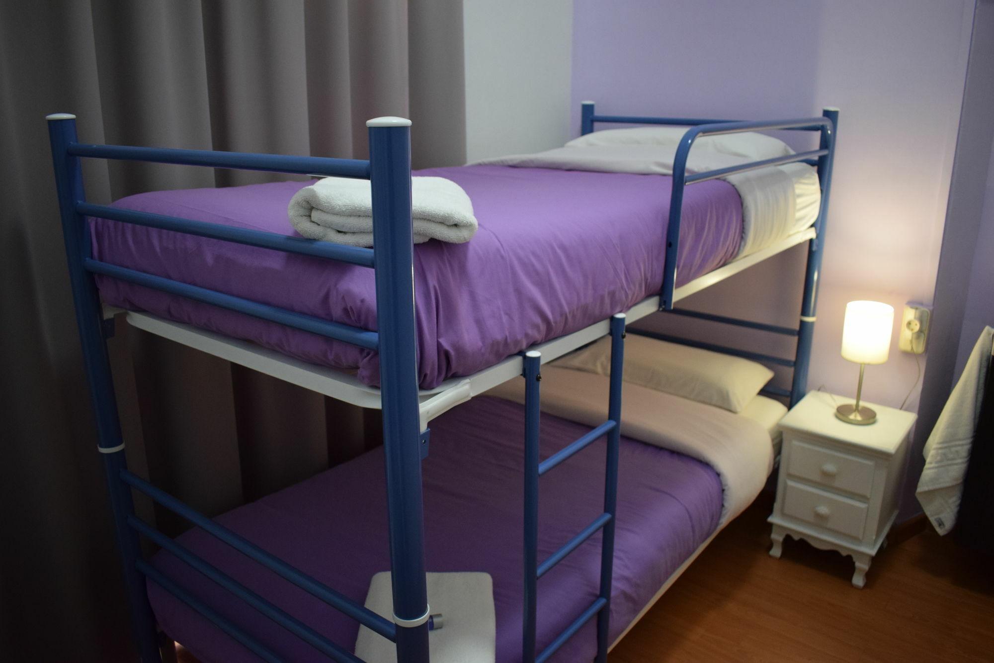 Hostal Mimi Las Ramblas Барселона Екстериор снимка